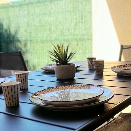 Charmante Villa Patio Avec Terrasse : Proche Plages Et Centre, Ideale Pour 4 Personnes - Fr-1-239-789 Capbreton Exterior foto